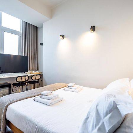 Palazzo Italia Suites Барі Екстер'єр фото
