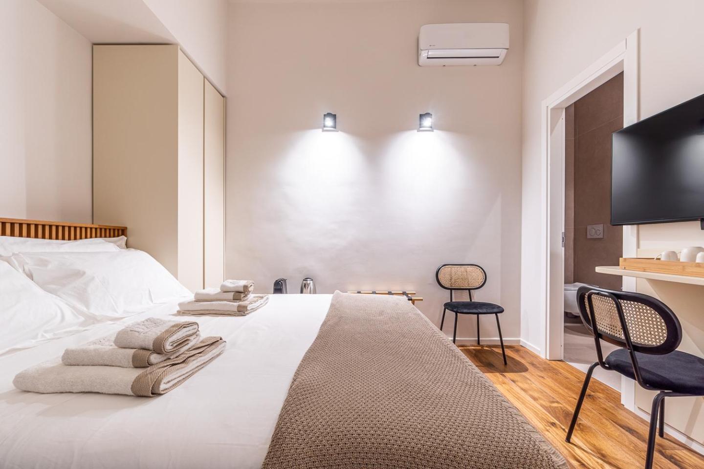 Palazzo Italia Suites Барі Екстер'єр фото